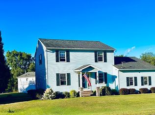 73 Skyline Dr, Oswego, NY 13126
