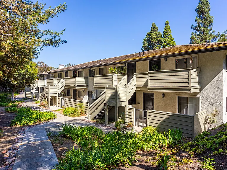 Bonita Heights Apartments — Photo 15