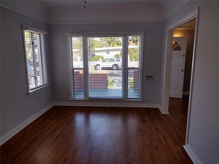 1629 Cota Ave — Photo 7