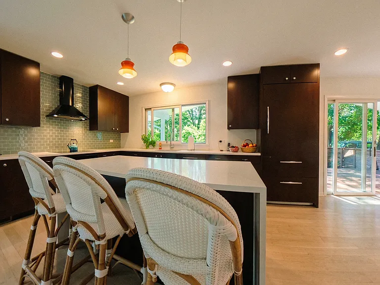 151 Georgica Rd — Photo 8