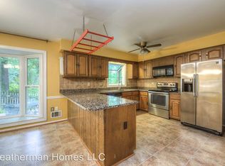 15884 Cliffbrook Ct, Dumfries, VA 22025