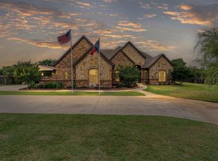 156 Mill Crossing Ln, Springtown, TX 76082