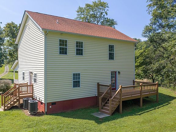 5th image of 3595 Red Hill Rd