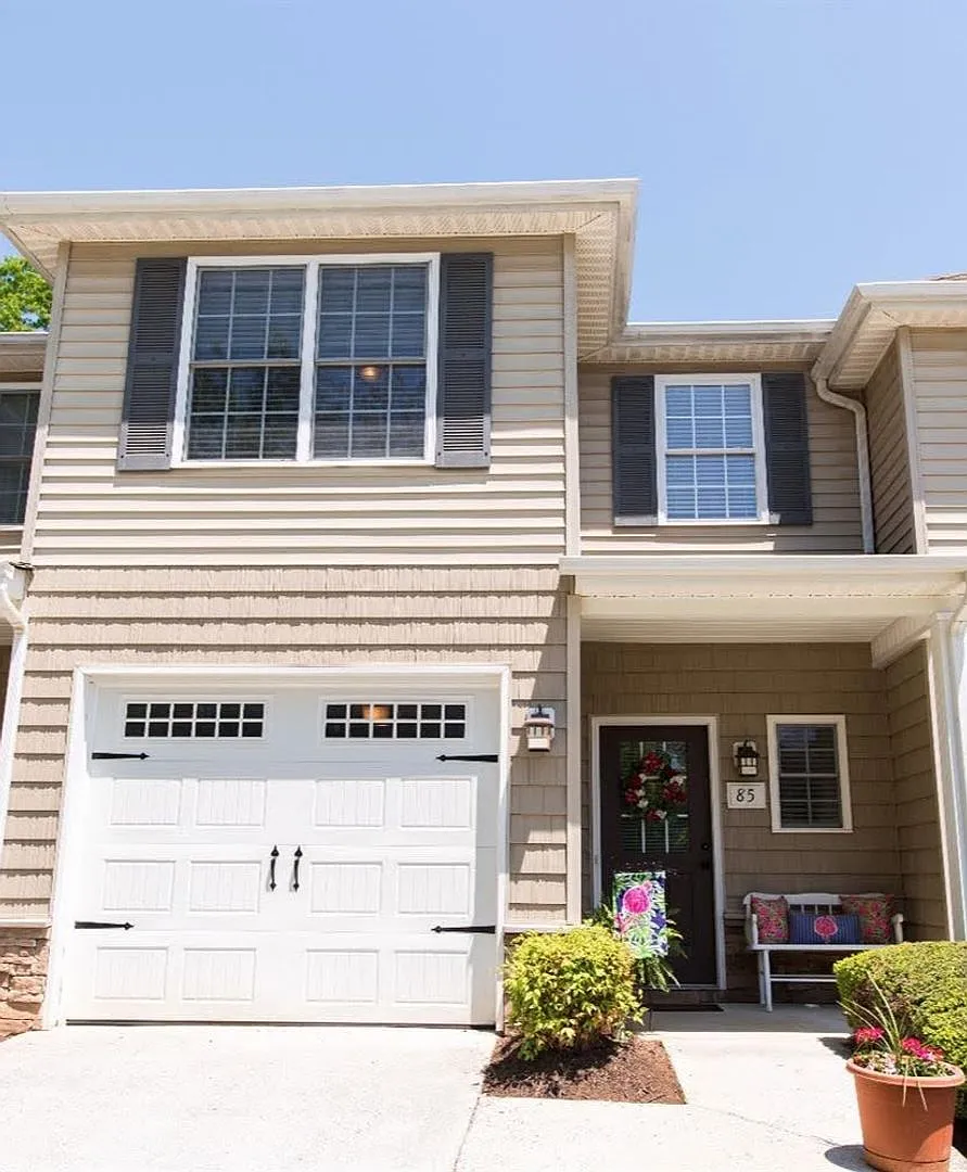 2 Bedroom Townhome in Campbell County — Photo 1