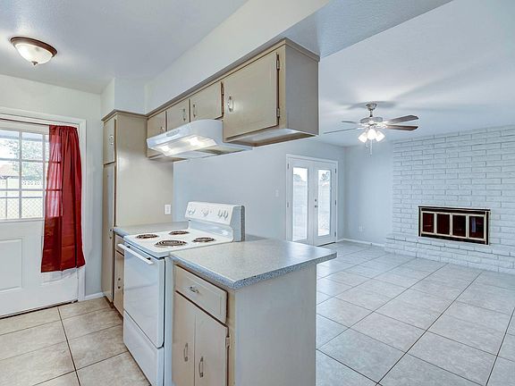 3rd image of 3101 W Mandalay Ln