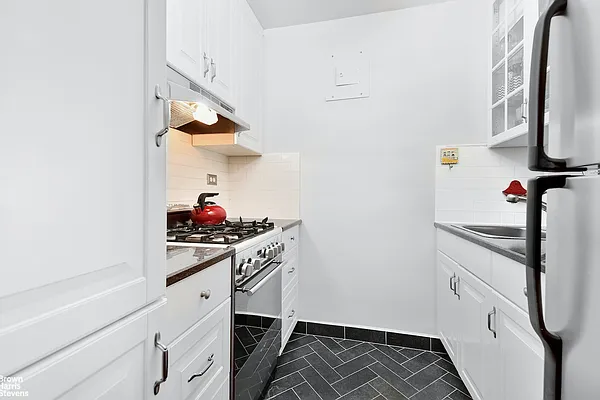 Sold by Brown Harris Stevens | media 4