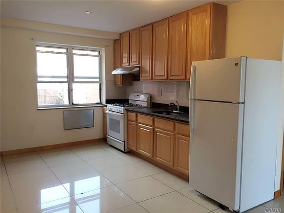 4th image of 112-45 39th Ave #2F