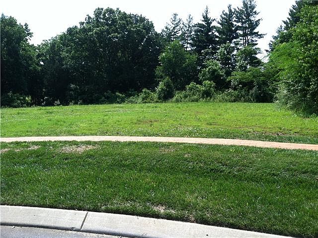 2nd image of 4 Fairview Knoll Ct Lot 4