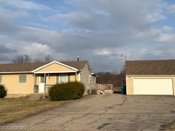 25449 Bell Rd, New Boston, MI 48164