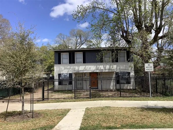 3121 Cleburne St S, Houston, TX 77004