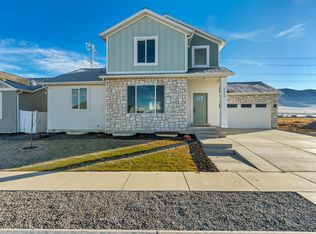 2349 E Woodbury Ln, Eagle Mountain, UT 84005