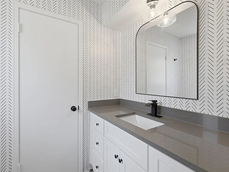 3930 Cypress Hill Dr — Photo 12