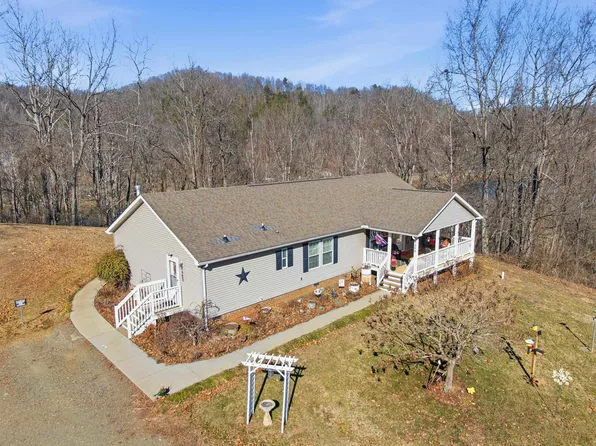 1400 Betty Baker Rd, Hiwassee, VA 24347