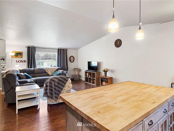 5th image of 13013 Prairie Cir E