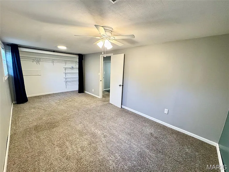 2315 Williams St — Photo 35