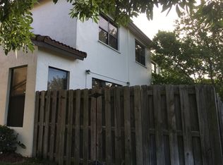 8896 SW 229th St, Cutler Bay, FL 33190