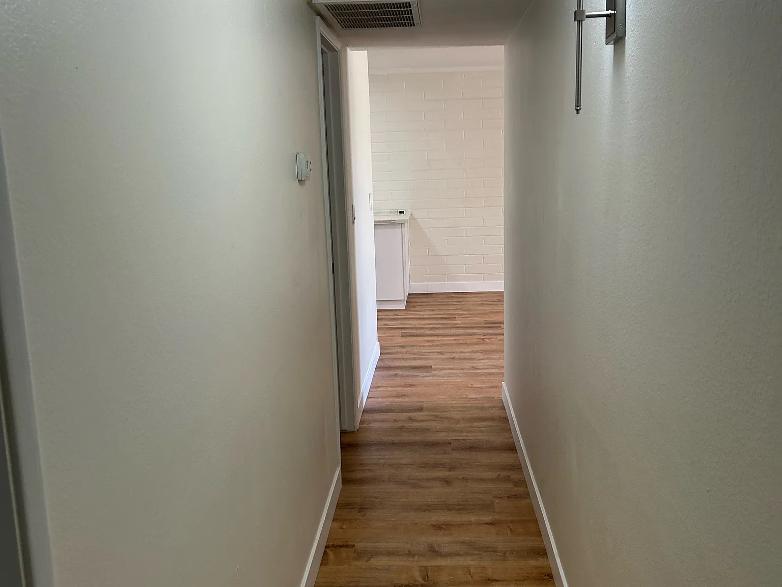 3421 North Paiute Way - 5 — Photo 4