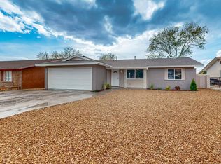 833 Pawnee St NE, Albuquerque, NM 87123