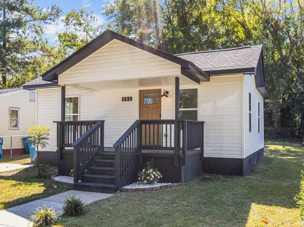 502 E Cleveland St, Dunn, NC 28334