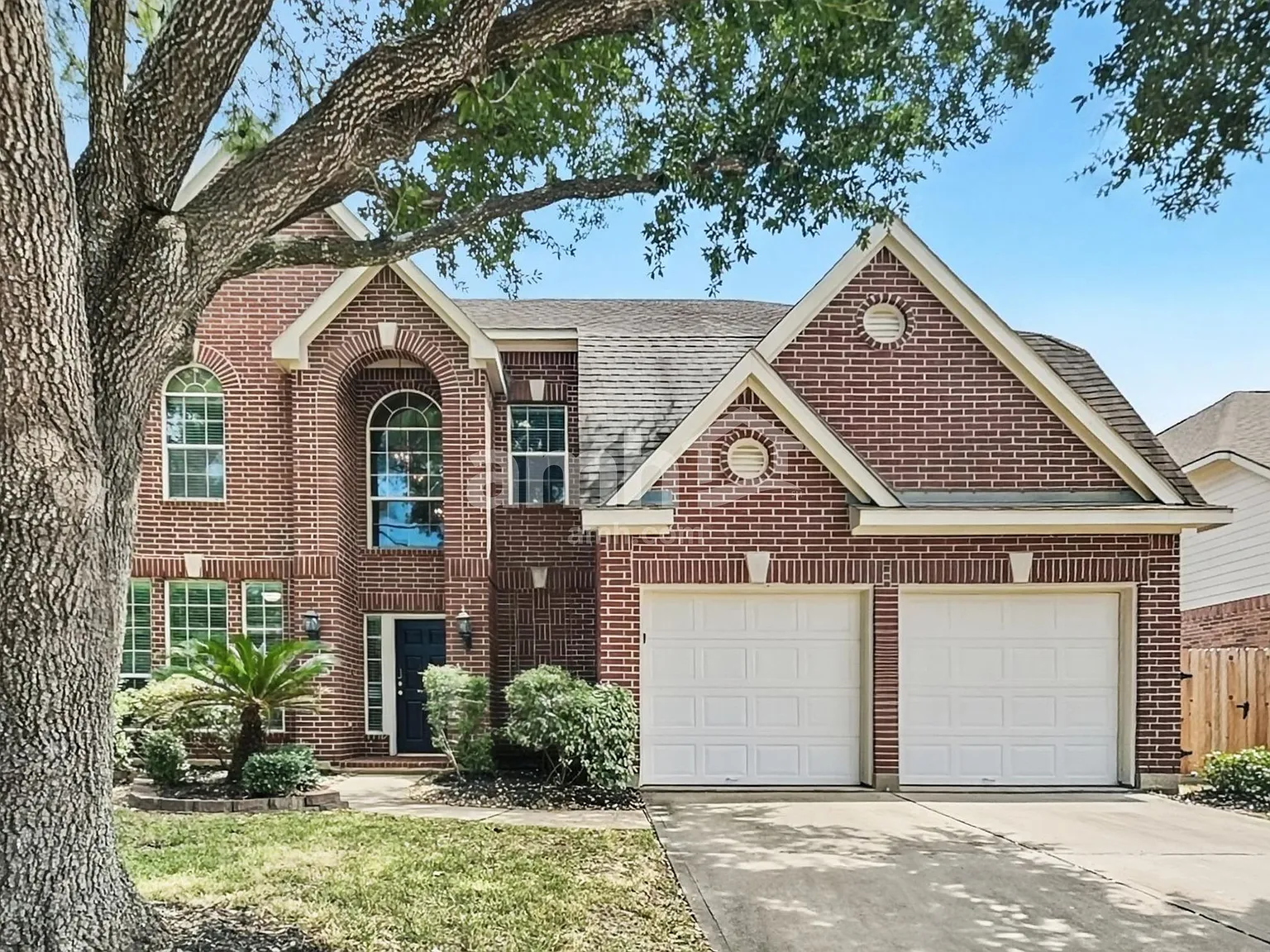 4 bed, 2.5 bath, 2738 sqft, $2,745 — Photo 1