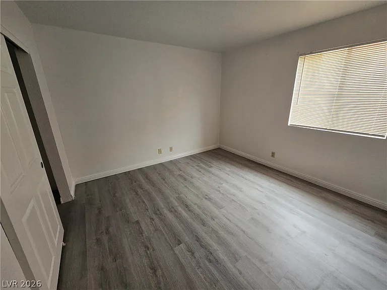 5368 River Glen Dr #345 — Photo 23