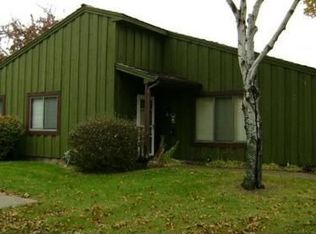 614 High Plains Ct, Grand Forks, ND 58201