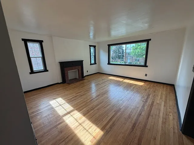1465 W 7th Ave #A — Photo 8