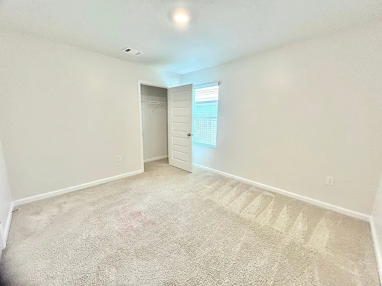 5386 Peach Dr — Photo 9