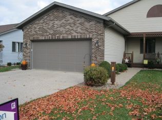 308 24th St NW, Waverly, IA 50677