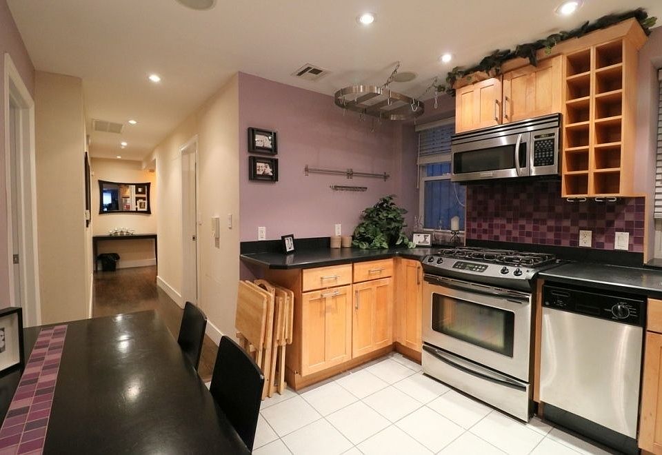 1st image of 3312 28th St APT 1