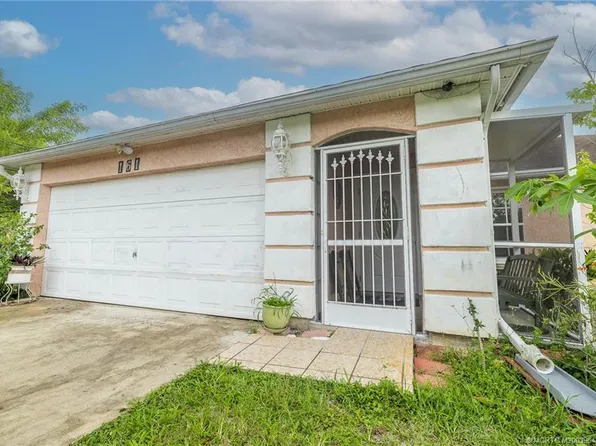 161 SE Whitmore Dr, Port Saint Lucie, FL 34984