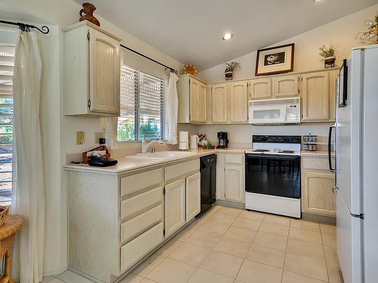 37330 S Canyon View Dr — Photo 12
