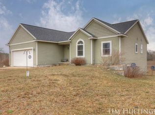 12760 Redmond Ave, Cedar springs, MI 49319