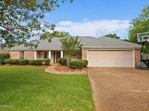 283 Hawthorne Dr, Madison, MS 39110