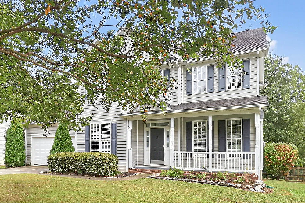 4 bed, 2.5 bath, 1746 sqft, $2,155 — Photo 4