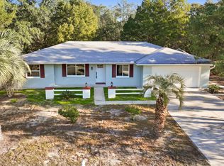 2010 Ambassador Ct, Chipley, FL 32428