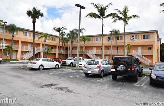 2nd image of 6235 Kendale Lakes Cir #243
