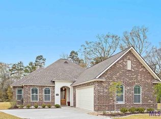 16152 Redstone Dr, Pride, LA 70770