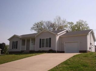 2775 Union Hall Rd, Clarksville, TN 37040