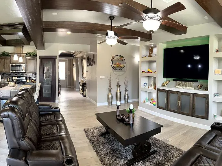 14231 Richard Wiles Ave — Photo 29