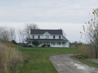 210 N Burns Rd, Bay City, MI 48708