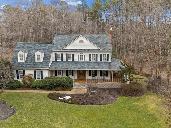 15352 Pinehurst Forest Dr, Montpelier, VA 23192