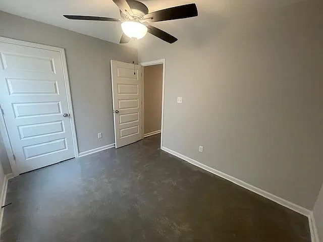 2433 Zanone Ave — Photo 5