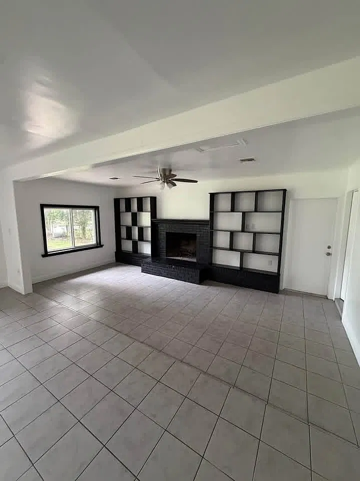 1493 W Beresford Ave — Photo 3