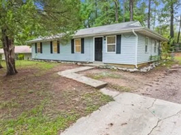 713 Grantland Dr, Raleigh, NC 27610