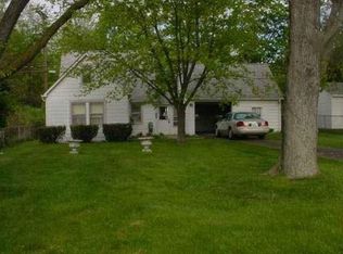 8916 S Wayne Rd, Romulus, MI 48174