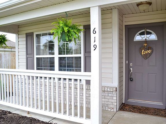 3rd image of 619 Horram Dr