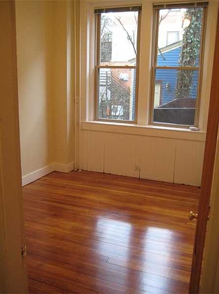 2nd image of 16-18 Liberty St Unit 3