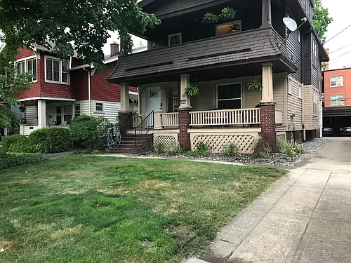 1325 Sloane Ave #3 Photo 1
