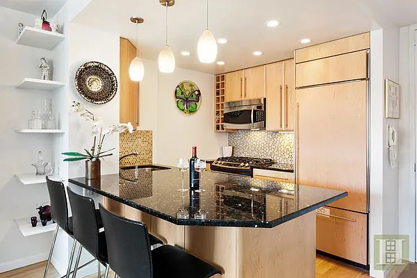 Sold by Halstead Real Estate | media 10
